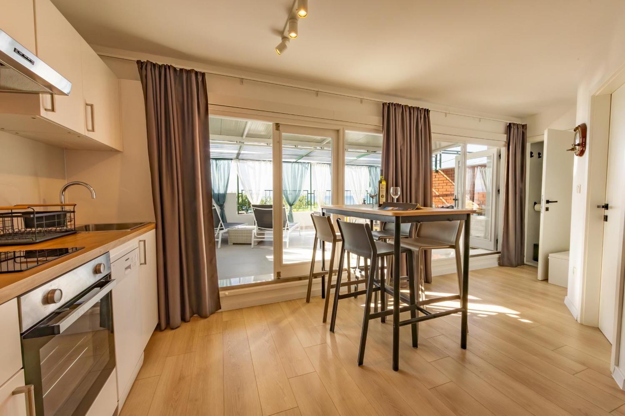 Apartments Krzanic Подгора Екстериор снимка