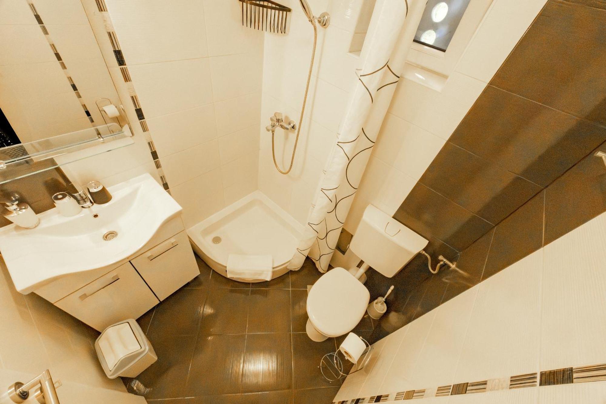 Apartments Krzanic Подгора Екстериор снимка